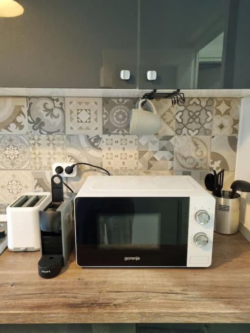 Cozy Apartment Near City Center Bukareszt Zewnętrze zdjęcie