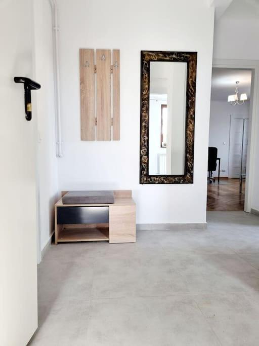 Cozy Apartment Near City Center Bukareszt Zewnętrze zdjęcie